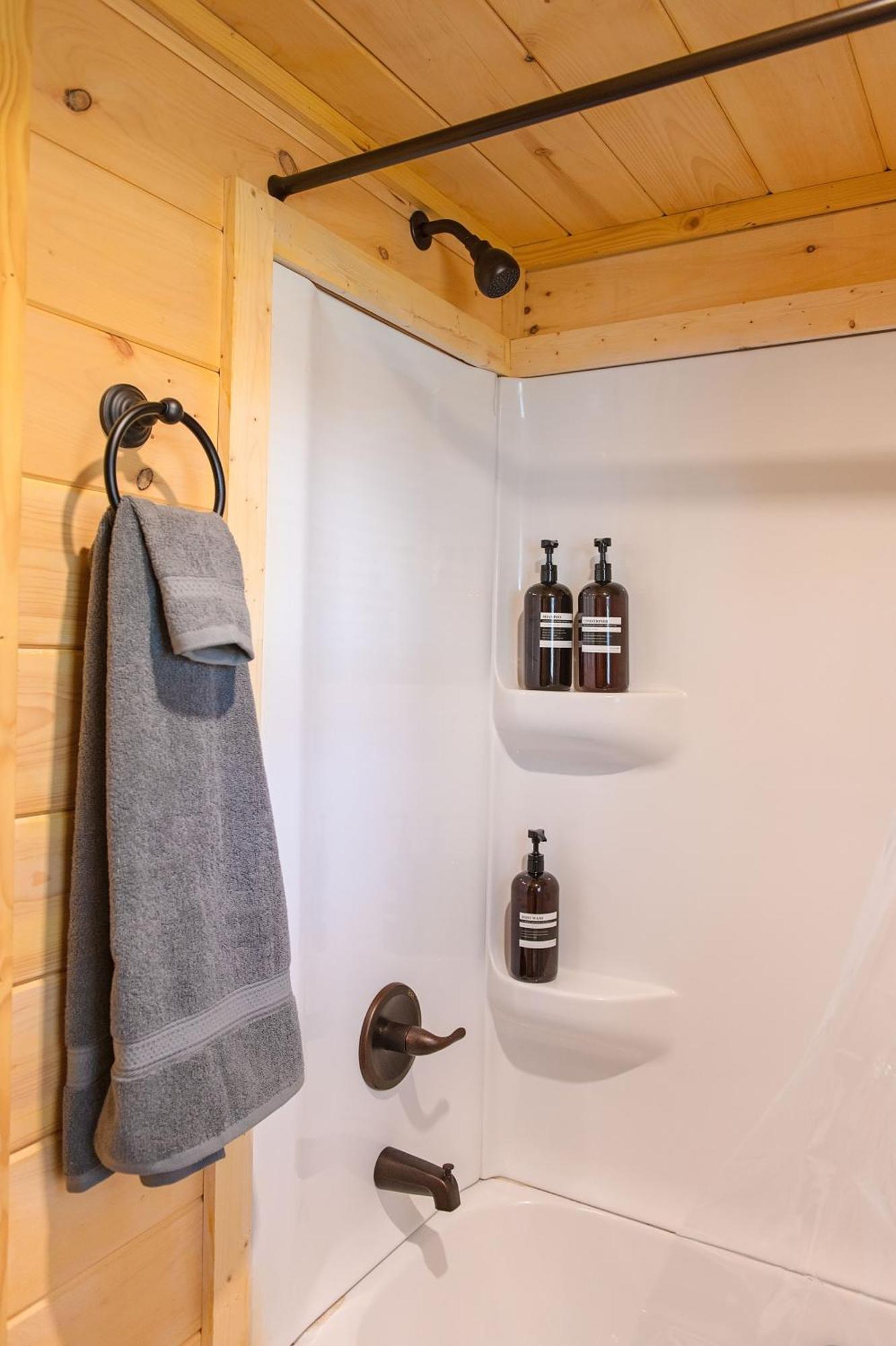 Jake Cabin Luxury Hot Tub Cabin Near Downtown 채터누가 외부 사진