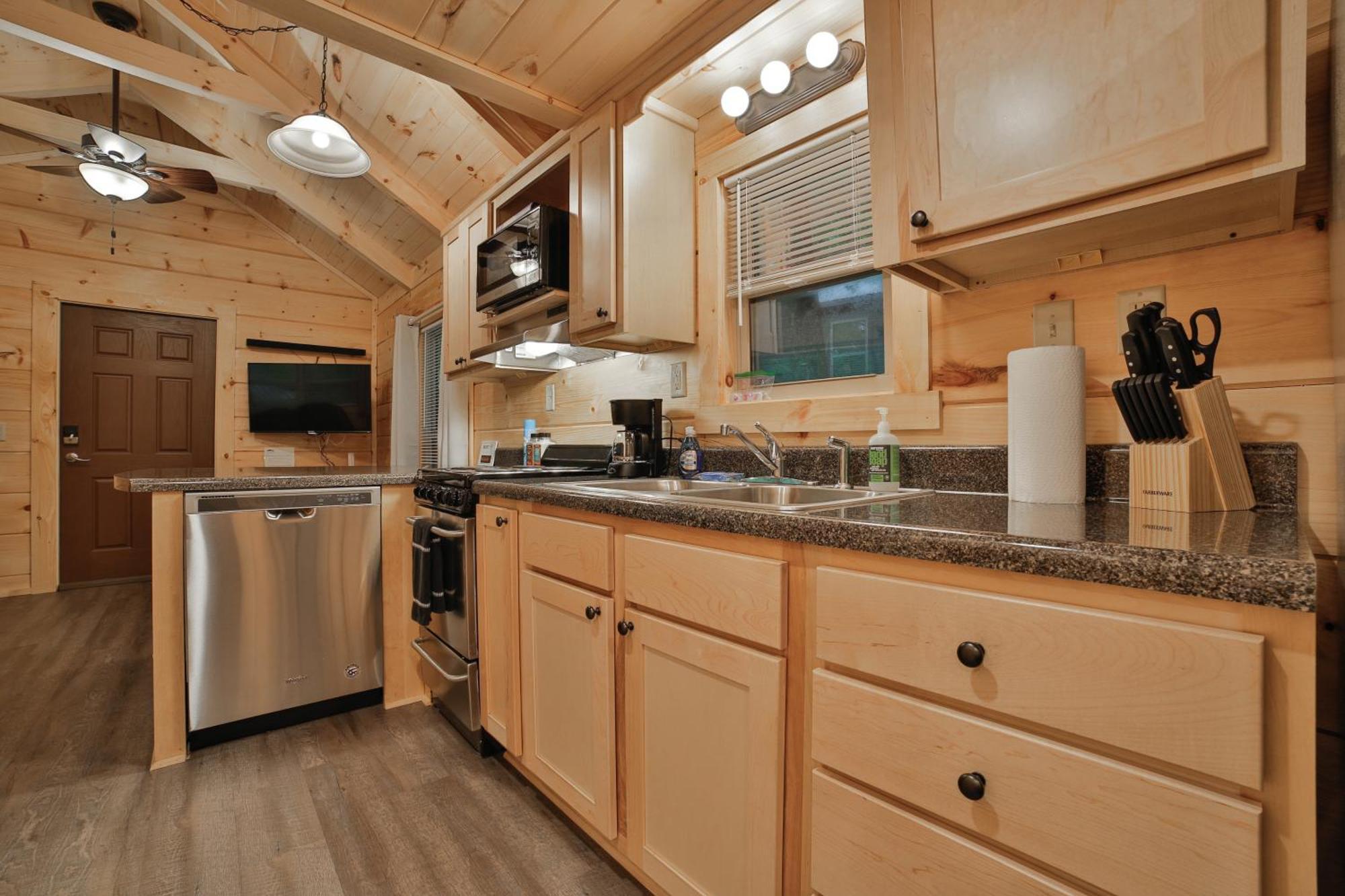 Jake Cabin Luxury Hot Tub Cabin Near Downtown 채터누가 외부 사진