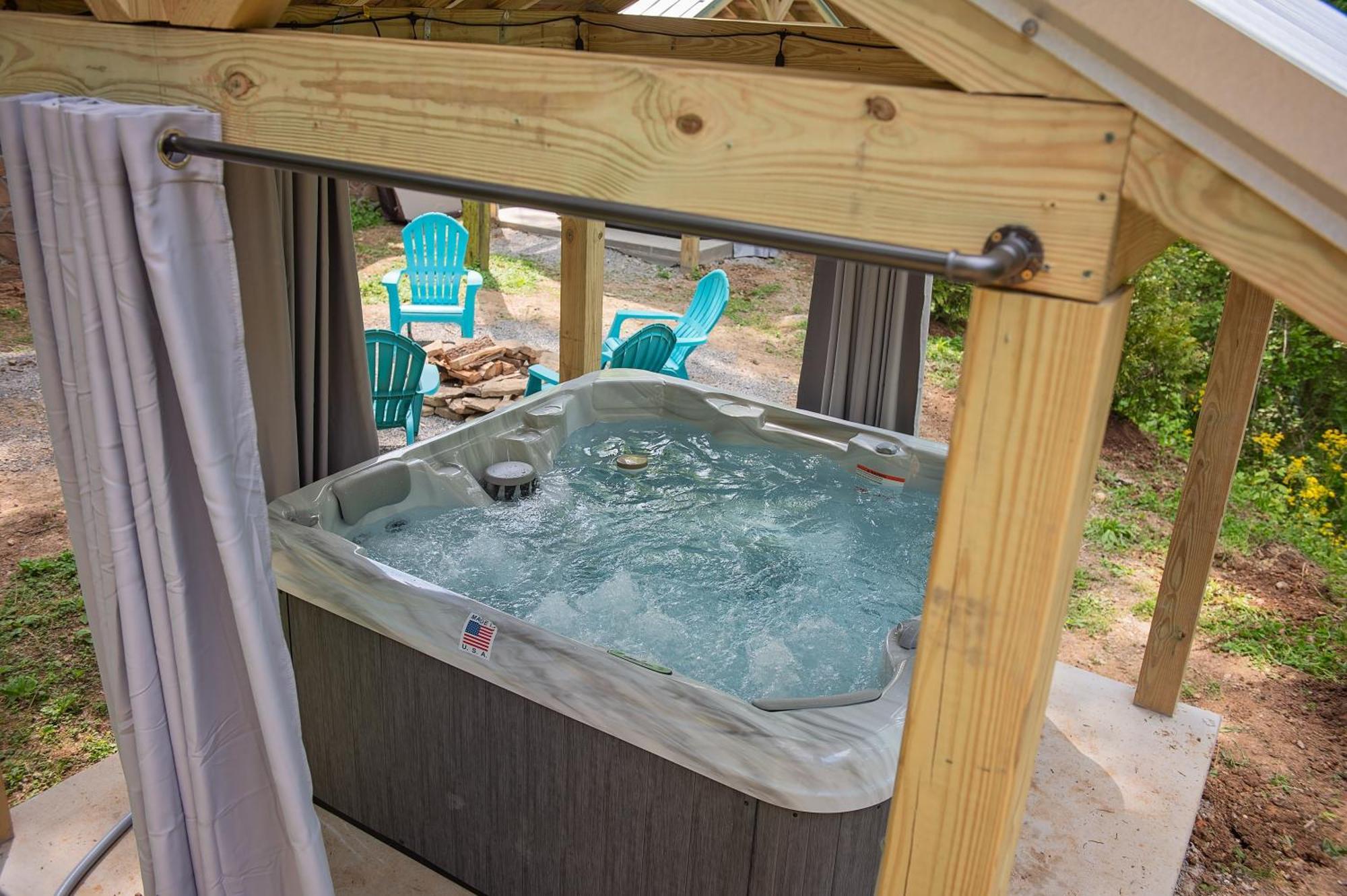Jake Cabin Luxury Hot Tub Cabin Near Downtown 채터누가 외부 사진